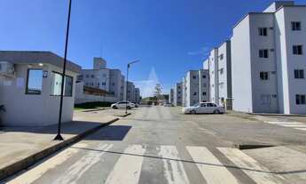 Imagem 3: Apartamento com 2 Quartos e 1 Vaga de Garagem Descoberta no Bairro Vila Nova