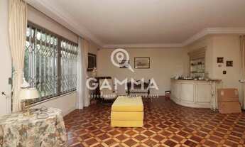 Imagem 7: Casa a venda no Pacaembu - Rua tranquila com guarita 24h