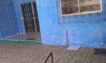 Imagem 2: CASA 2/4, AMPLA COM GARAGEM E QUINTAL