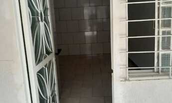 Imagem 2: Agula-se quarto Quarto com aluguel por R$700 /mês