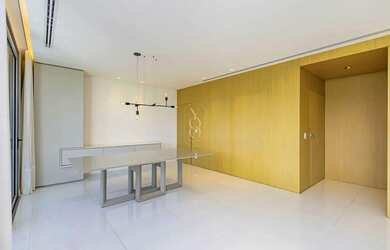 Imagem 7: Apartamento amplo de 3 suítes e 4 vagas de garagem ao lado do Parque Barigui e vista incrí