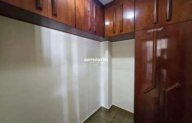 Imagem 7: Apartamento centro. 3 dorm. sendo 1 suíte, 2 vagas de garagem