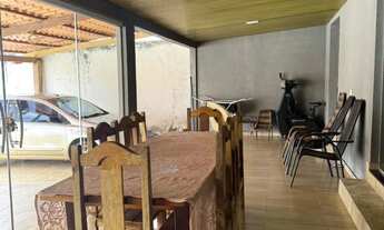 Imagem 5: Casa com piscina