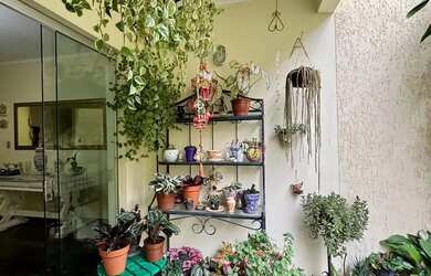 Imagem 5: Sobrado à venda com 4 suítes, salão de festas, quintal gourmet e 7 vagas