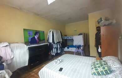 Imagem 3: Sobrado para venda tem 111 metros quadrados com 4 quartos em Pari - São Paulo - SP