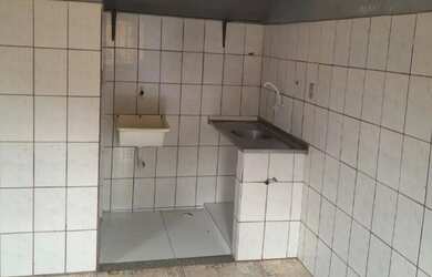 Imagem 7: Kit net bem localizado