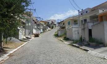 Imagem: Fator 1033) Julia Deberg C/Lote de esquina