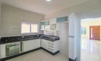 Imagem 10: Casa - Sobrado Novo no bairro Residencial Três Marias, 1000 metros da praia, Peruíbe-SP