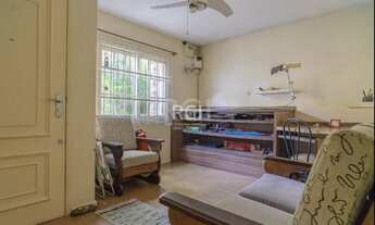 Imagem: Porto Alegre - Casa Padrão - Partenon