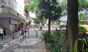 Imagem 3: Silencioso apartamento, de fundos, no Flamengo, a uma quadra do metrô