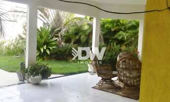 Imagem 2: Casa duplex com 6 quartos e 4 vagas