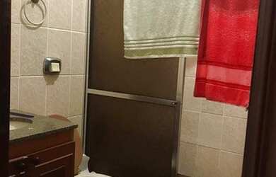 Imagem 7: Casa para venda com 75 metros quadrados com 2 quartos em Guilhermina - Praia Grande - SP