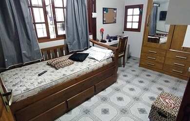 Imagem 6: Casa + anexo com 5 quartos próximo da loja Casa e Vídeo bem no Centro de Rio das Ostras- R