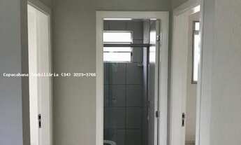 Imagem 2: Apartamento para Venda em Uberlândia, Chácaras Tubalina e Quartel, 2 dormitórios, 1 banhei