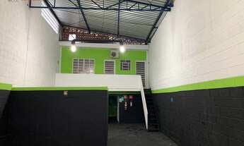 Imagem: Galpão à venda, 240 m² por R$ 1.870.000,00