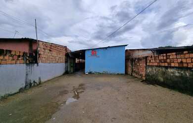 Imagem 4: Terreno na Cidade Nova Contendo uma Edificação c 3 Kitinetes