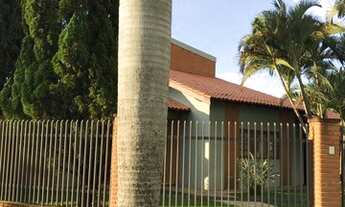 Imagem 3: Casa de condomínio térrea para venda tem 363 metros quadrados com 4 quartos