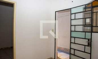 Imagem 3: Casa para Aluguel - Jardim Balneário, 2 Quartos, 50 m2