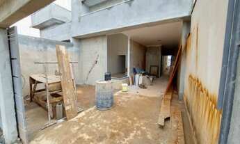 Imagem 2: Excelente casa no Gran Ville 3 quartos no inicio do bairro