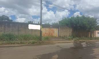 Imagem: Vende-se esse lote na Avenida Perimetral