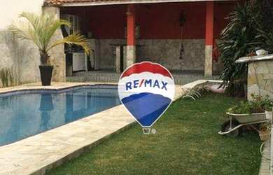 Imagem 2: Casa de alto padrão, em bairro nobre,com 4 dormitórios, para alugar, 350 m² por R$ 8.000/m