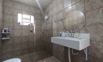 Imagem 7: QNJ 46 Toda na Laje - 3 Qtos - Suíte + Casa de Fundos c/ 2 Quartos