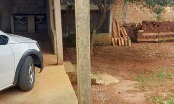 Imagem 2: Casa para venda tem 121 metros quadrados com 3 quartos em Residencial Petrópolis - Goiânia