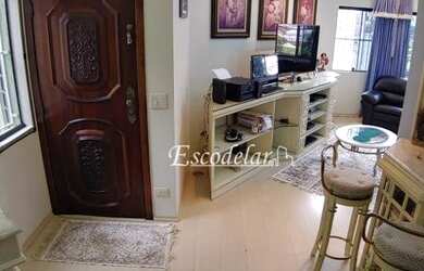 Imagem 4: Sobrado com piscina, 3 dormitórios sendo 2 suites com varanda e 4 vagas à venda, 205 m² po