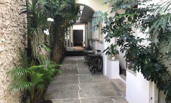 Imagem 4: Casa para venda tem 320 metros quadrados com 5 quartos em Gávea - Rio de Janeiro - RJ