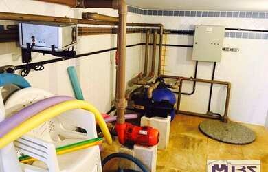 Imagem 3: Cond. Campos de Santo Antonio (belissimo sobrado á venda