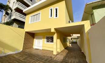 Imagem: Casa com 4 dormitórios à venda, 180 m²