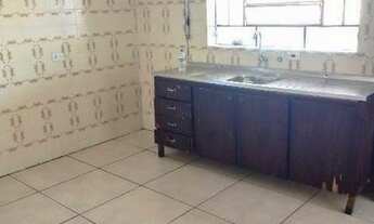 Imagem 2: Casa espaçosa a somente 7 minutos do metrô Vila Sônia