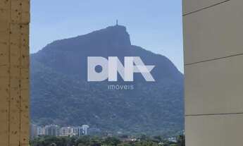 Imagem 5: Poucos metros da praia e lagoa