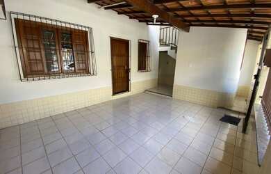 Imagem 2: CASA com 2 pavimentos + PONTO COMERCIAL à venda em Santos Dumont Vila Velha