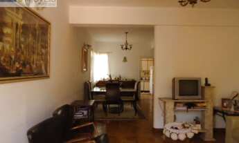 Imagem: Sobrado com edicula, entrada lateral