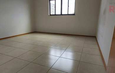 Imagem 7: Apto 2 qtos, suíte, 2 vagas de garagem, elevador, de frente, com varanda, perto de farmáci