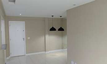 Imagem 2: Apartamento para venda tem 63 metros quadrados com 2 quartos em Praça Seca - Rio de Janeir