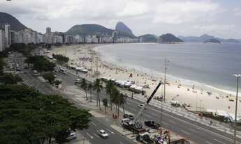 Imagem 2: Cinematográfico Apartamento na Av. Atlântica