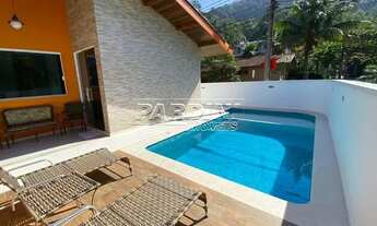 Imagem 2: Linda casa com piscina perto do mar no condomínio Pedra Verde, praia do Lázaro em Ubatuba!