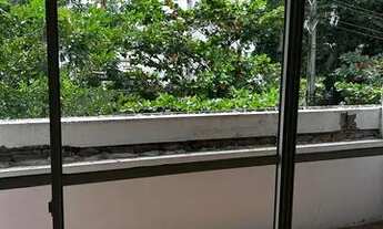 Imagem 2: Apartamento para aluguel possui 120 metros quadrados com 4 quartos em Boa Viagem - Recife