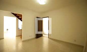 Imagem 2: Casa para Aluguel - Ipiranga, 3 Quartos, 196 m2