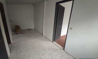 Imagem 7: Casa com 2 dormitórios para alugar, 80 m² por R$ 1.200,00/mês - Vila Penteriche - Londrina