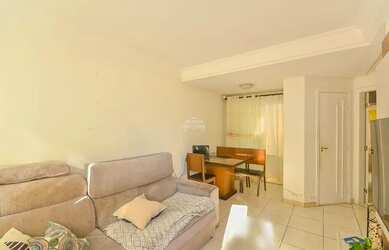 Imagem 4: Sobrado bem localizado a venda em Curitiba, bairro Boqueirão