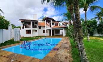 Imagem: Casa ampla com 4 suítes e área de lazer