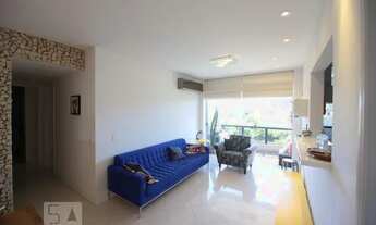 Imagem 2: Apartamento para Aluguel - Barra da Tijuca - Marapendi, 2 Quartos, 82 m2