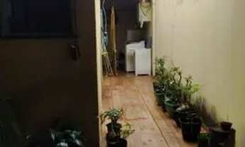 Imagem 3: Casa sozinha no terreno