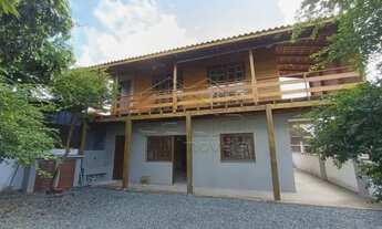 Imagem: Balneário Piçarras - Casa Padrão - Santo