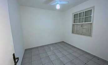 Imagem 3: Apartamento à venda, 2 quartos, 2 banheiros. Boqueirão, Santos-SP. Próximo à rota de freta