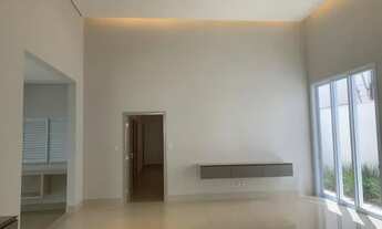 Imagem 2: Casa no condomínio Gávea Paradiso com quatro suítes