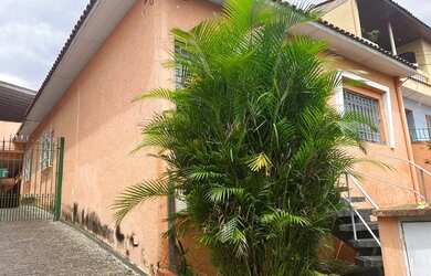 Imagem 5: Casa para aluguel possui 180 metros quadrados com 4 quartos